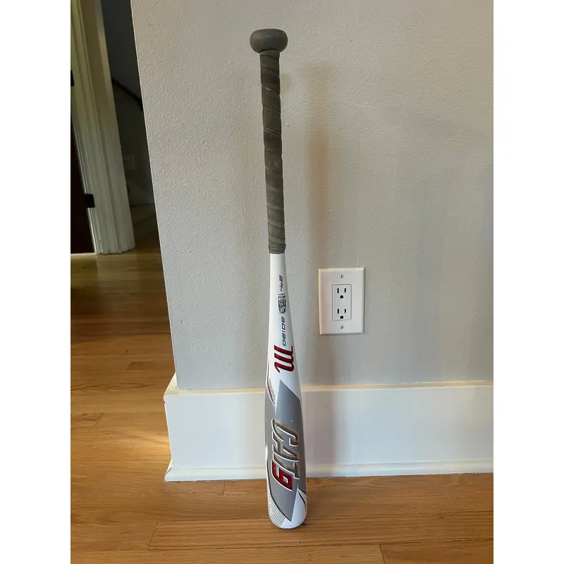 Used  Marucci USSSA Certified (-10) 20 oz 30" CAT9 Bat