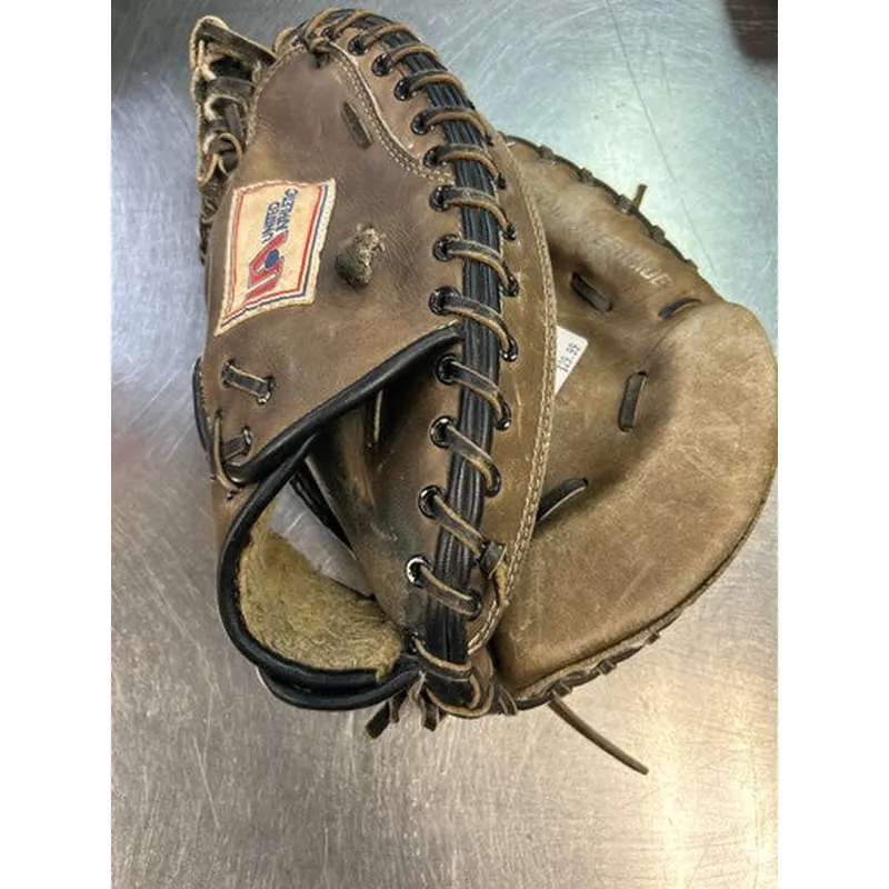 Used UNITED ATHLETIC BB/SB Catchers RH Throw Black 33" 11868-S000063720