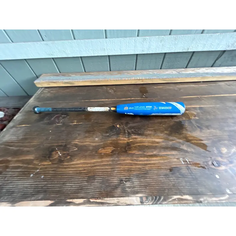 Used DeMarini (-10) 21 oz 31" CF Bat