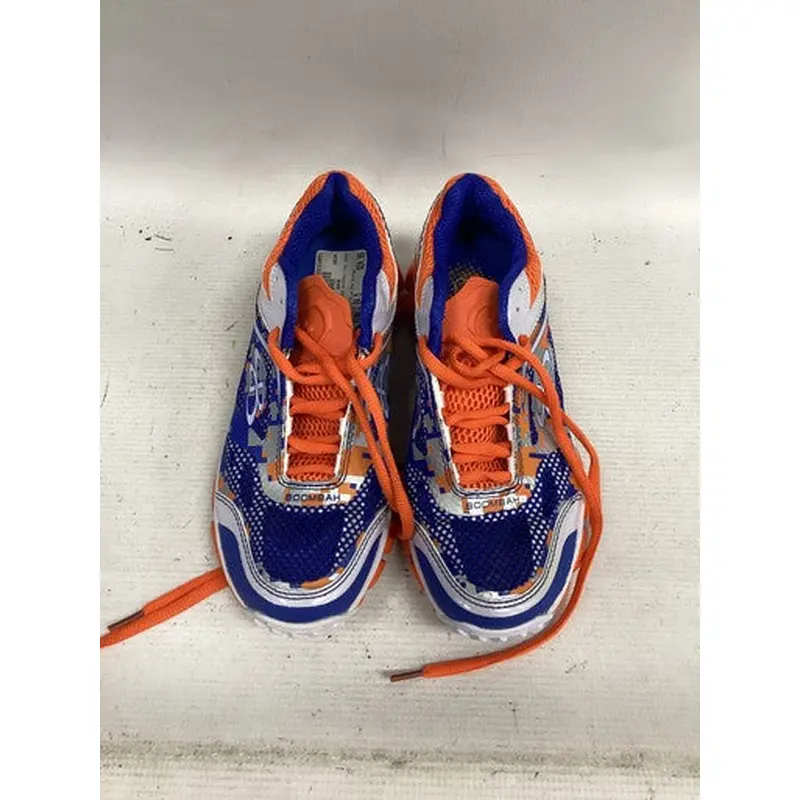 Boombah (Used) Size M 4.5 (W 5.5) Kid's