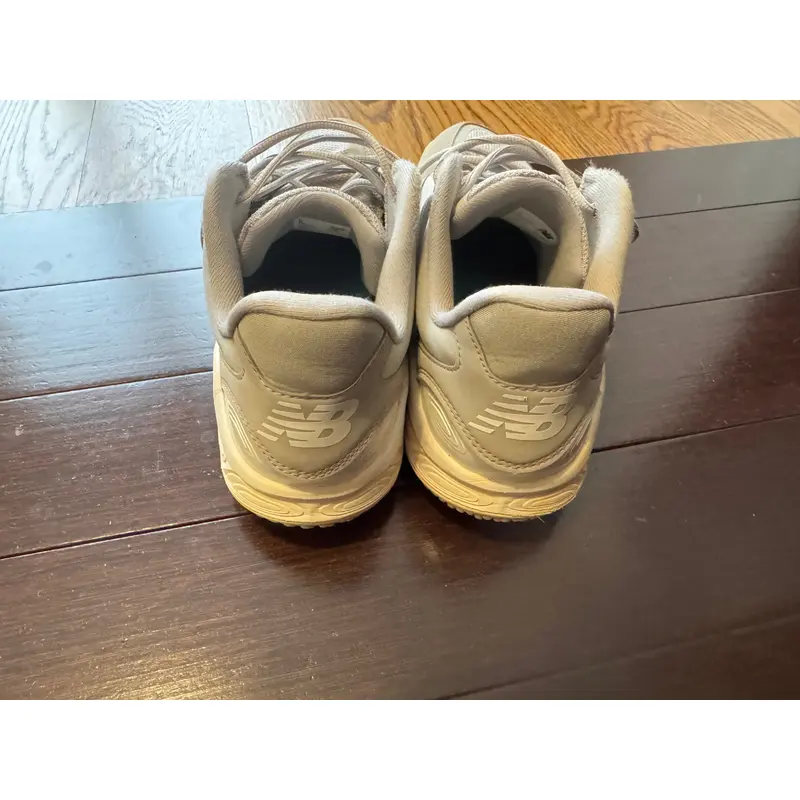 Gray Men's Size M 12.0 (W 13.0) New Balance Fresh Foam 3000v7 Turf-Trainer (Used)