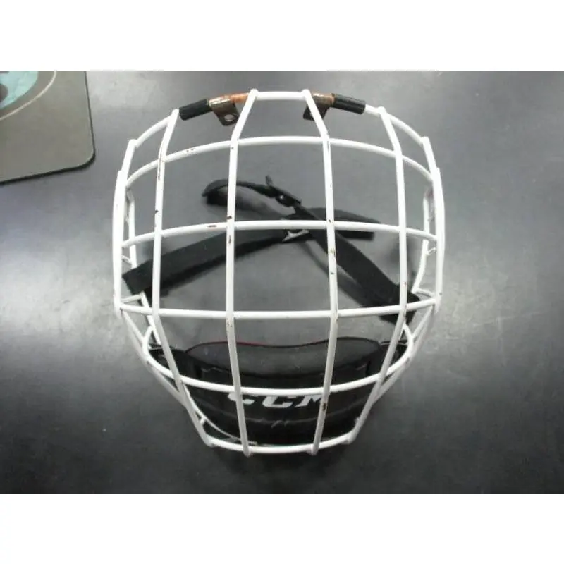 Used CCM FM580 Hockey Mask