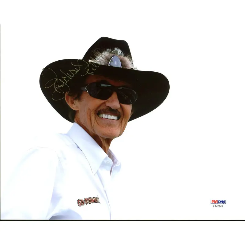 Richard Petty Authentic Signed 8X10 Photo Autographed PSA/DNA #AA42143