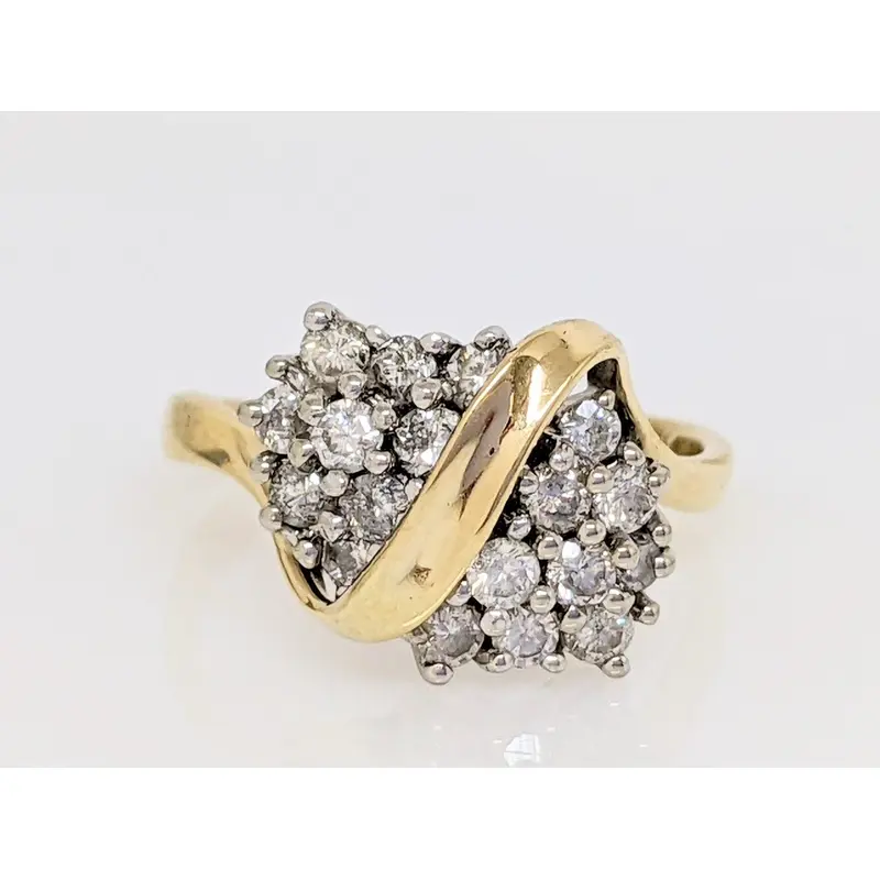 14K .54 CARAT TOTAL WEIGHT I1 G DIAMOND ROUND (18) CLUSTER ESTATE RING 2.7 GRAMS