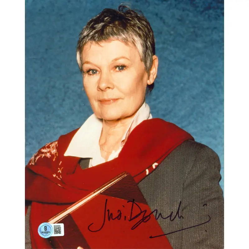 Judi Dench Shakespear In Love Authentic Signed 8x10 Vertical Photo BAS #BS40994
