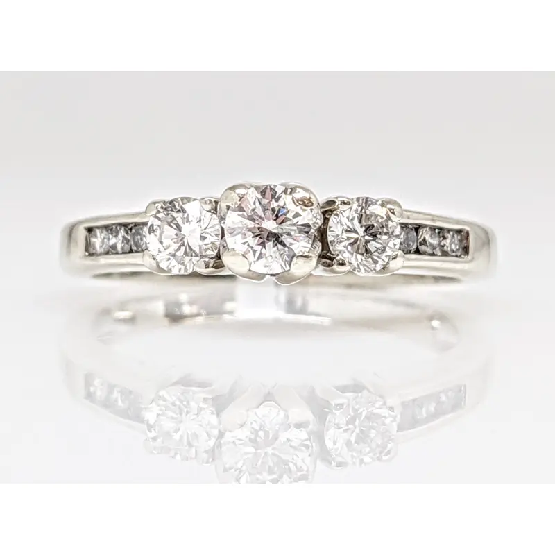 14K WHITE .51 CARAT TOTAL WEIGHT I1 G DIAMOND ROUND (9) TRINITY ESTATE RING 2.7 GRAMS