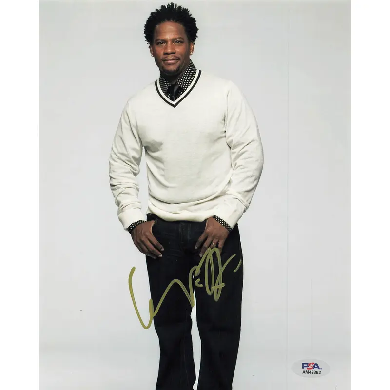 D.L. HUGHLEY signed 8x10 photo PSA/DNA Autographed