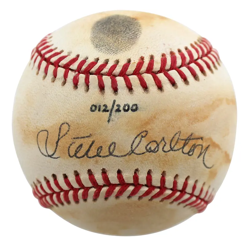 Phillies Steve Carlton Signed Thumbprint Onl Baseball LE #12/200 BAS #BD23249