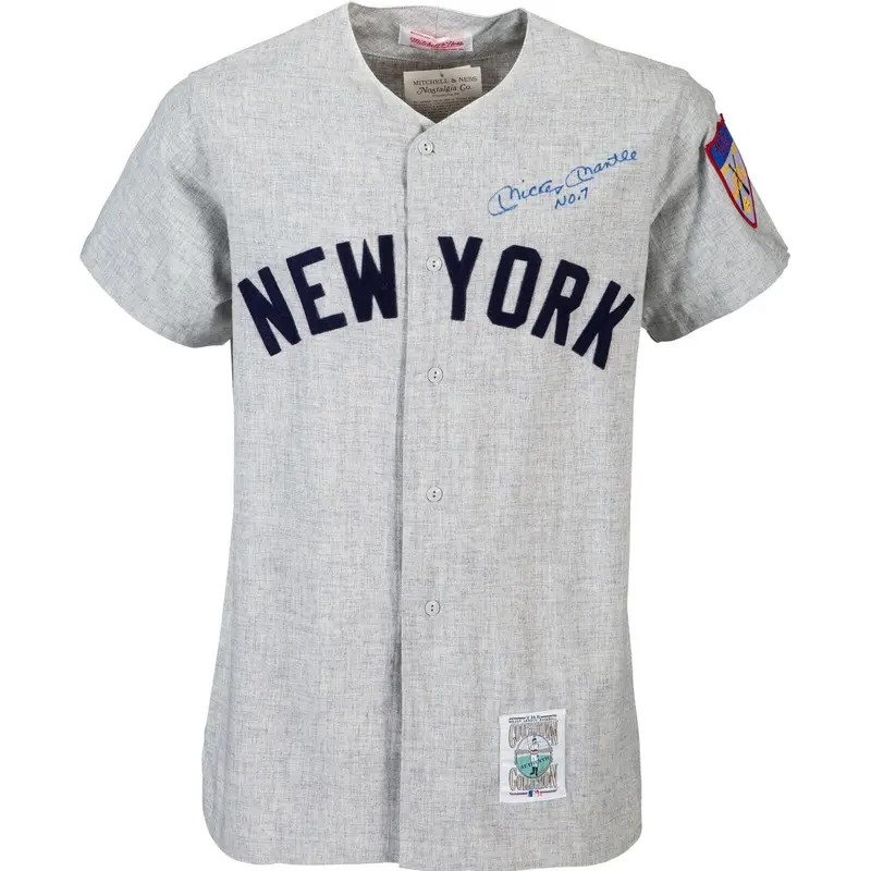 Stunning Mickey Mantle No. 7 Signed New York Yankees Jersey JSA Graded MINT 9