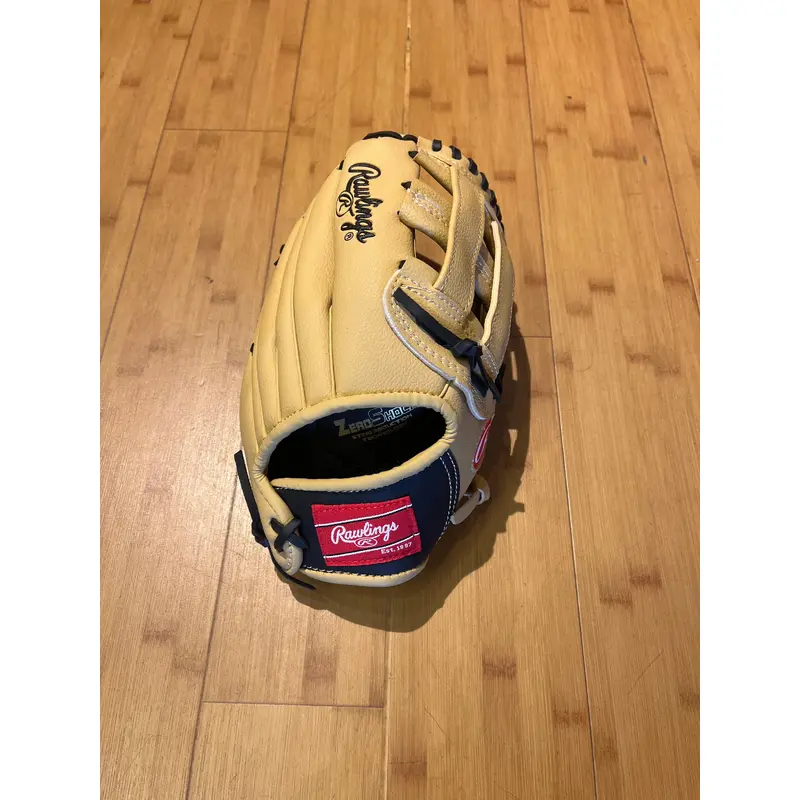 Rawlings Brown Fielding Glove