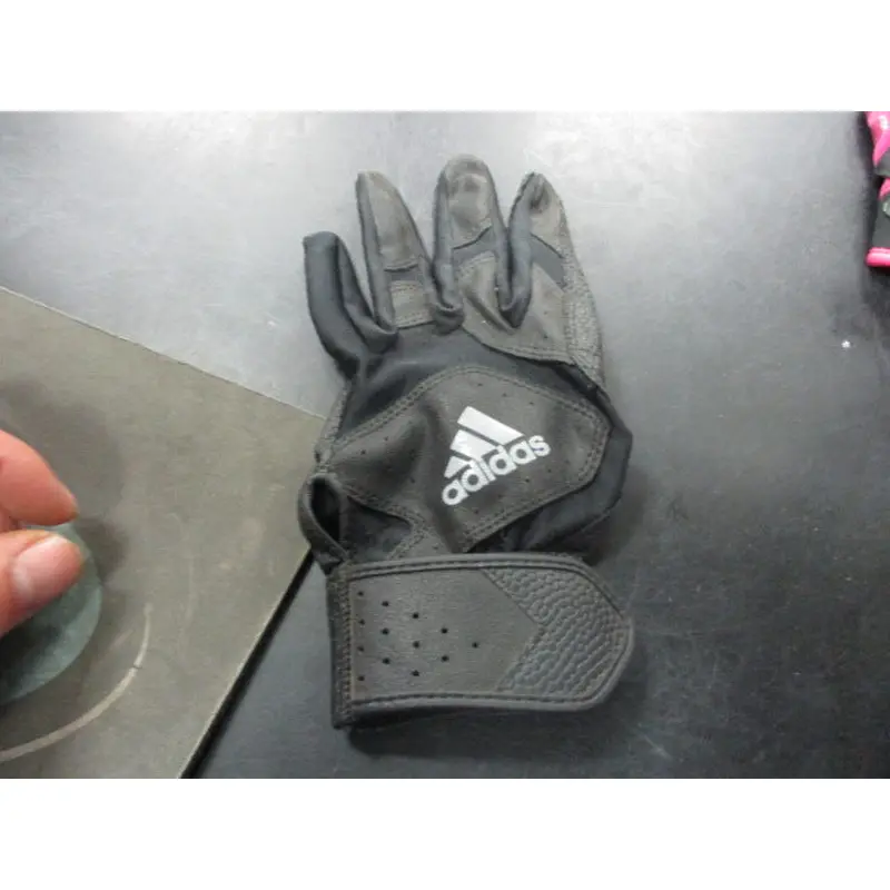 Used Adidas Size Youth Medium Batting Glove - RH