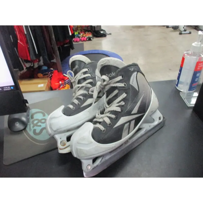 Used Reebok Fitlite 5K Hockey Goalie SKates Size 4.5