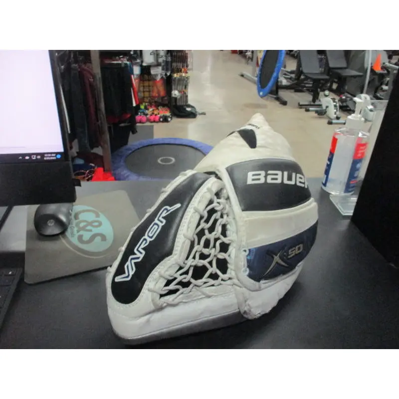 Used Bauer Vapor X 50 Hockey Goalie Glove -Intermediate