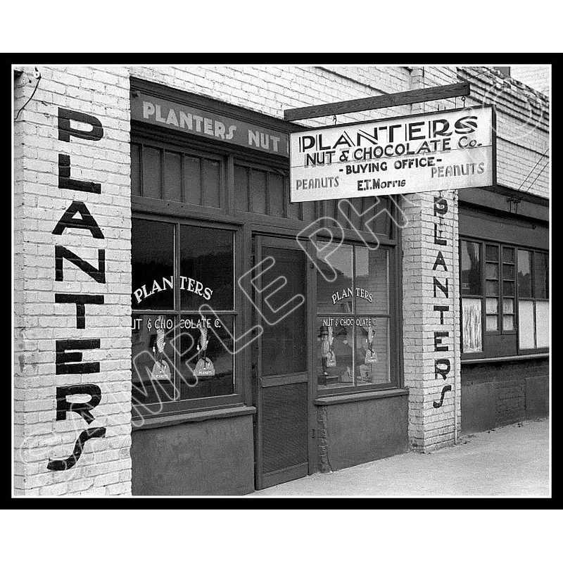 1938 Planters Peanuts Office Store 8X10 Photo - Enfield North Carolina - 2370