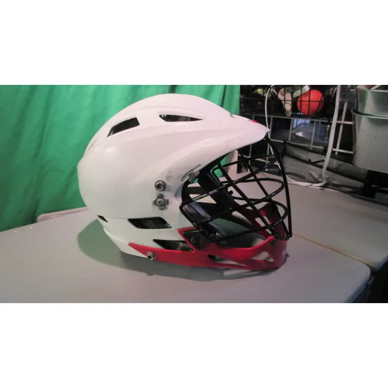 Used Cascade Pro7 Adult (Unknown Size) Lacrosse Helmet