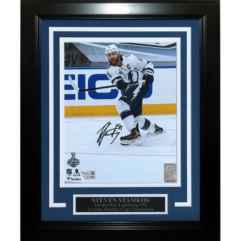 Steven Stamkos Autographed Tampa Bay Lightning (Action) Deluxe Framed 8x10 Photo - JSA
