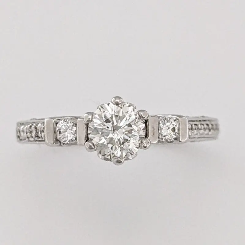 18K WHITE .75 CARAT TOTAL WEIGHT I1 H DIAMOND ROUND (35) ESTATE RING 5.0 GRAMS