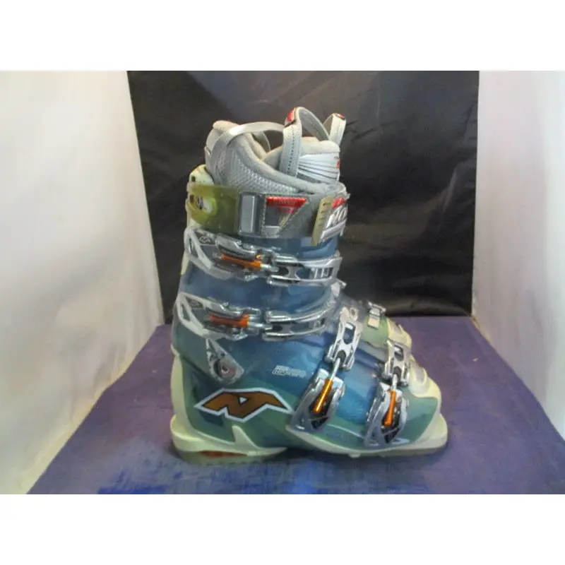 Used Nordica SM10 Olympia Ski Boots Size 23.5