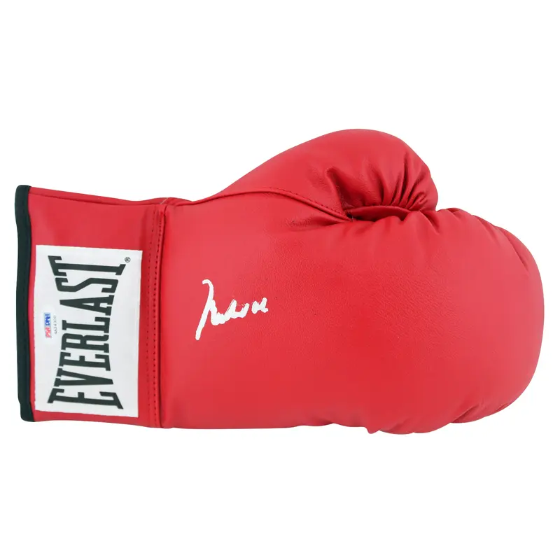 Muhammad Ali Authentic Signed Red Everlast Boxing Glove PSA/DNA Itp #4A54300