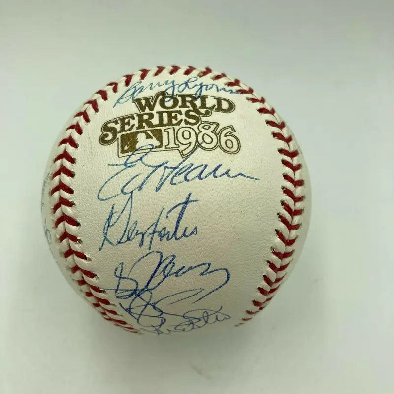 1986 New York Mets Team Signed 1986 World Series Baseball MLB Authenticated