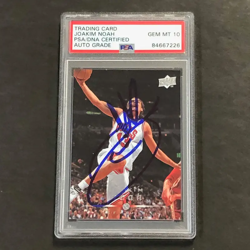 2008-09 Upper Deck #8 Joakim Noah Signed Card AUTO PSA Slabbed Bulls