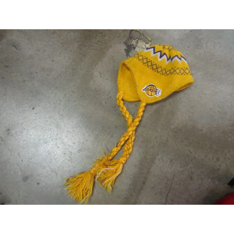 Used Los Angeles Lakers Kids Winter Hat