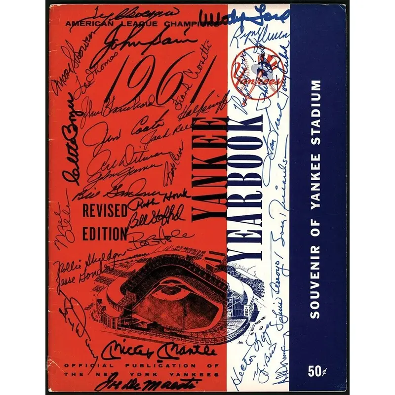 1961 World Champion New York Yankees Team-Signed Yearbook w/ Mickey Mantle PSA