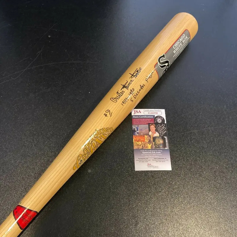 Orestes "Minnie" Minoso 1949-1980 5 Decades Played Full Name Signed Bat JSA COA