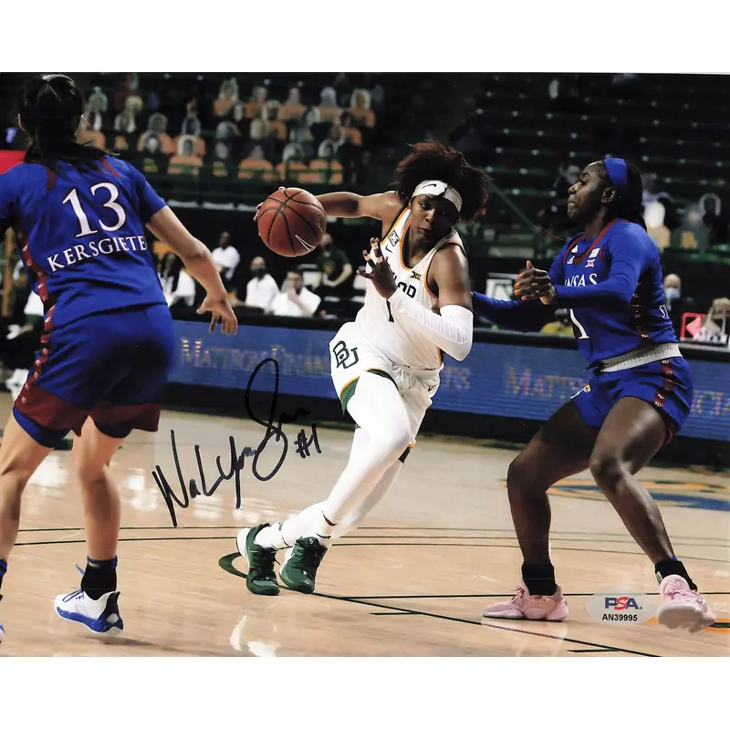 NALYSSA SMITH signed 8x10 photo PSA/DNA Baylor Autographed