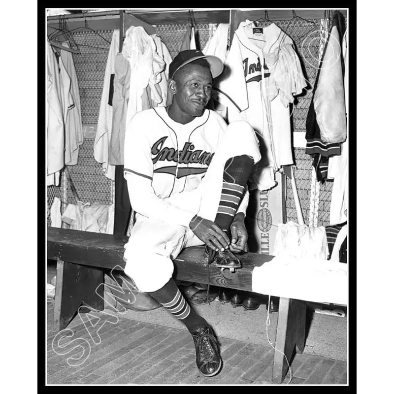 Satchel Paige 8X10 Photo - 1948 Cleveland Indians - 605