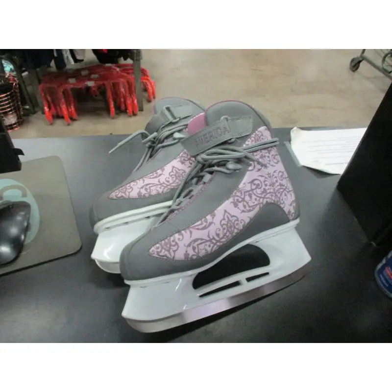 Used American Athletic Hockey Skate Size 8