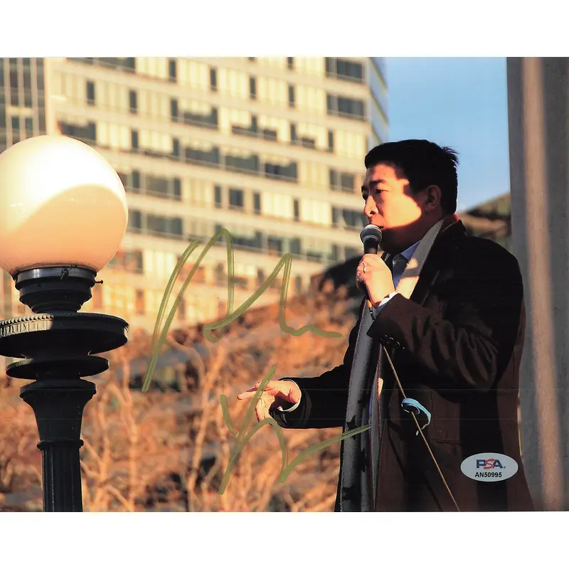 ANDREW YANG signed 8x10 photo PSA/DNA Autographed