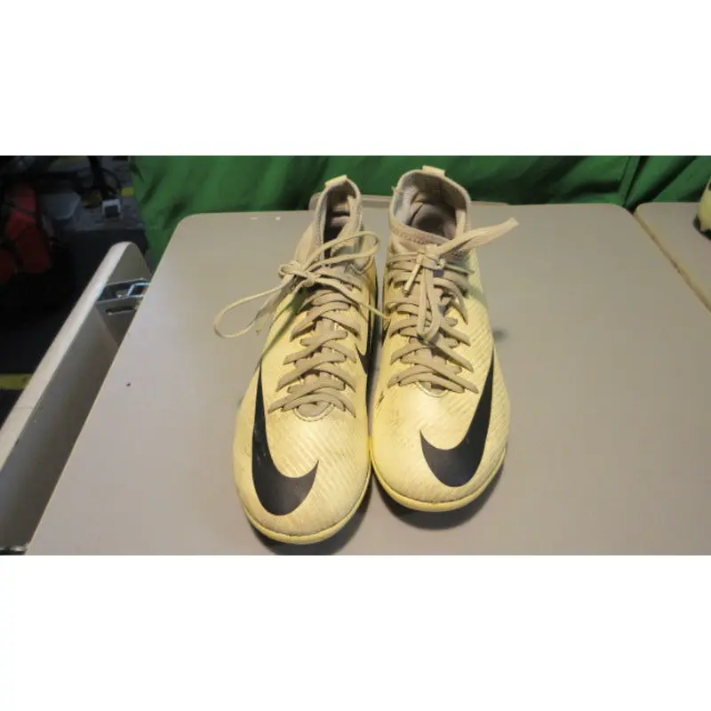 Used Nike Mercurial Superfly Youth 3.5 Soccer Cleats