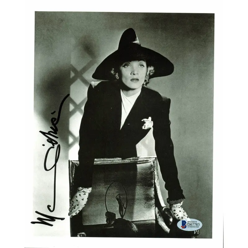 Marlene Dietrich Authentic Signed 8x10 Promotional Photo Autographed BAS #D07783