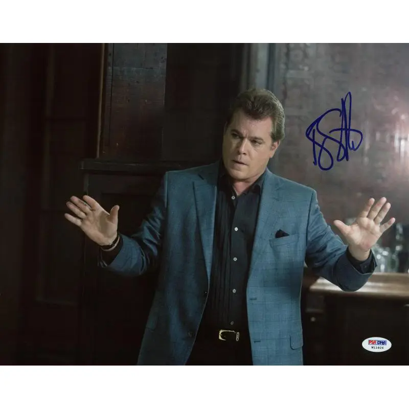 Ray Liotta Killing Them Softly Signed Authentic 11X14 Photo PSA/DNA #W11826