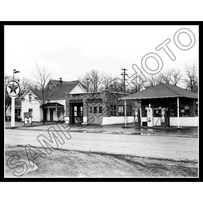 1946 Texaco Gas Station 11X14 Photo - Ritzville Washington - 3046
