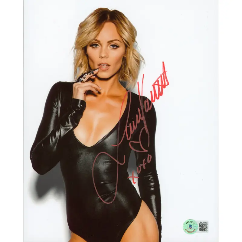 Laura Vandervoort Smallville "XOXO" Signed 8x10 Sexy Photo BAS #BC13982