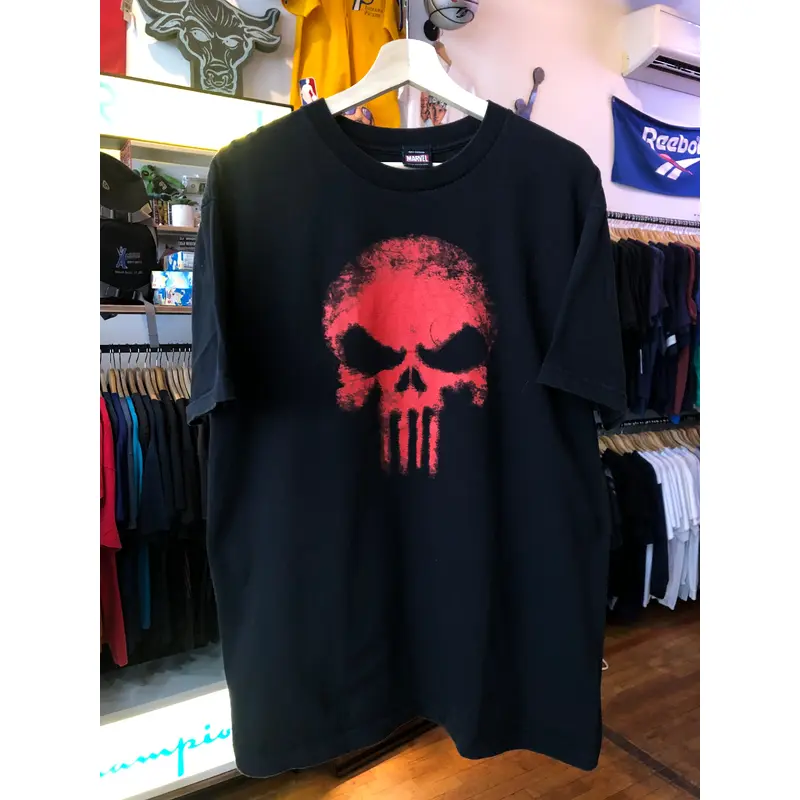 Vintage 2000s Marvel Comics Punisher Tee Size Large