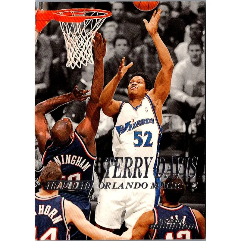 1999 SkyBox Dominion Terry Davis #17