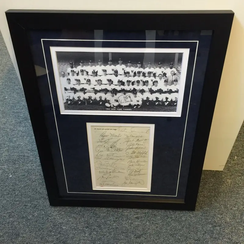 1965 NY Yankees Mickey Mantle Roger Maris Team Signed United Sheet Beckett COA