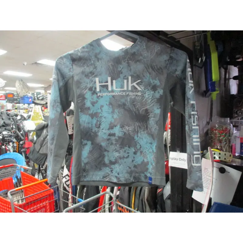 Used Huk Performance Fishing Shirt Size Small