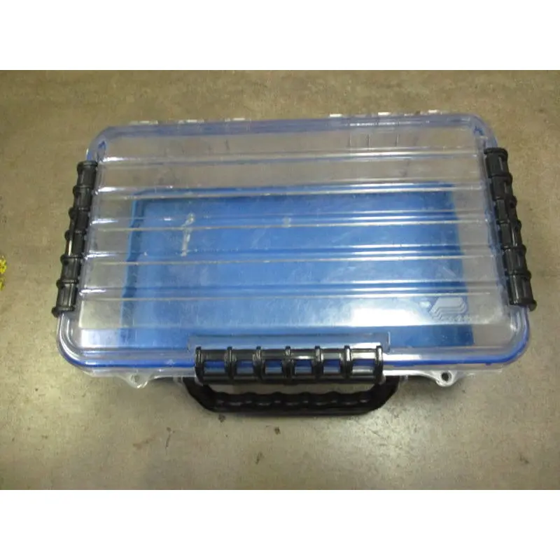Used Plano Guide Series 3700 Field Box Waterproof Case