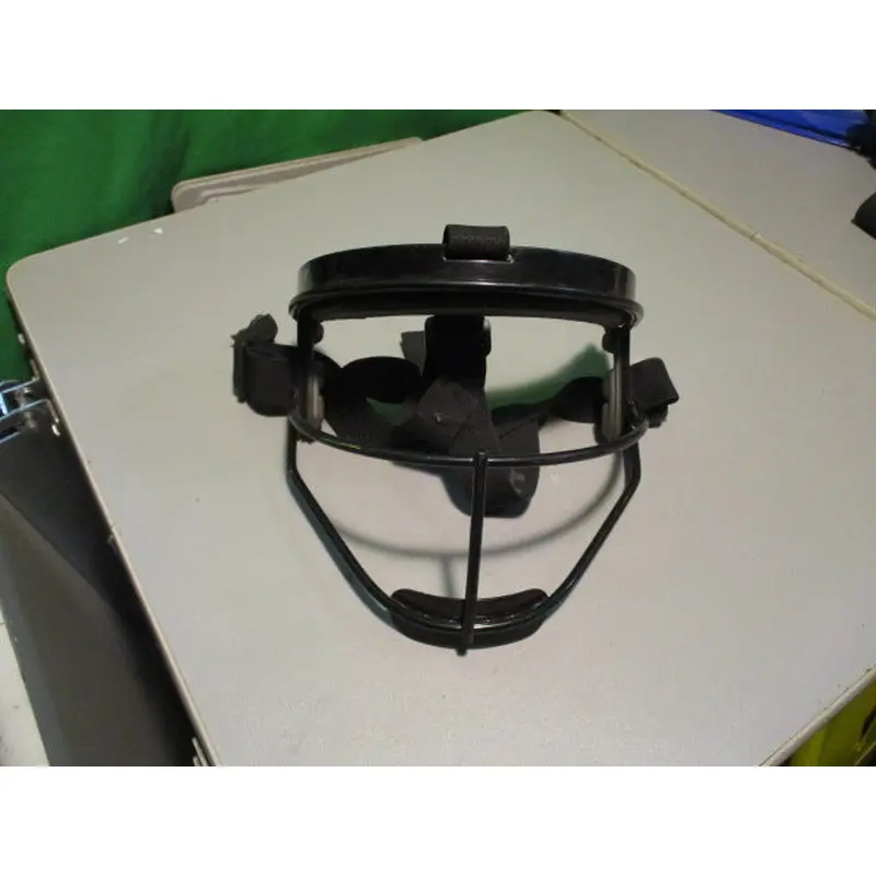 Used Rip- It Youth Softball Fielders Mask