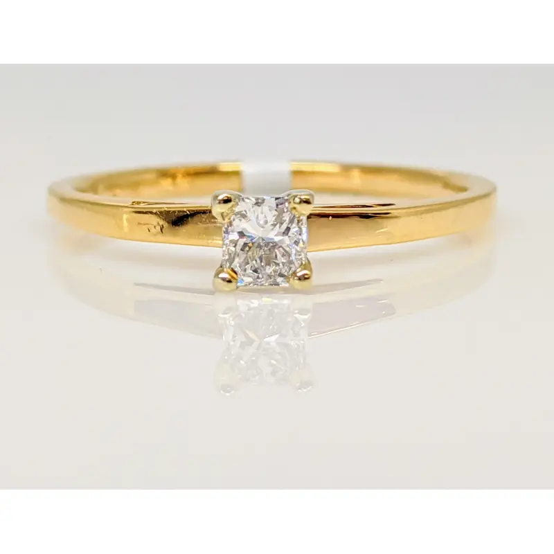 14K .15 CARAT TOTAL SI E-F DIAMOND PRINCESS CUT SOLITAIRE ESTATE RING 1.9 GRAMS