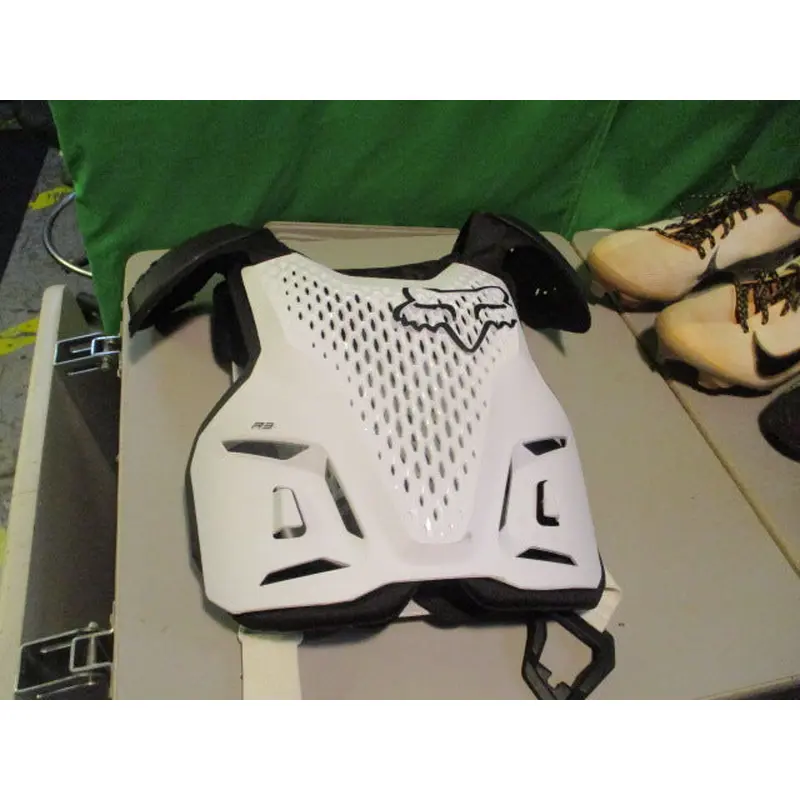 Used Fox R3 Youth Mototcross Chest Protector